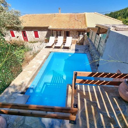 Villa Karya Boutique Mansion à Kariá Extérieur photo