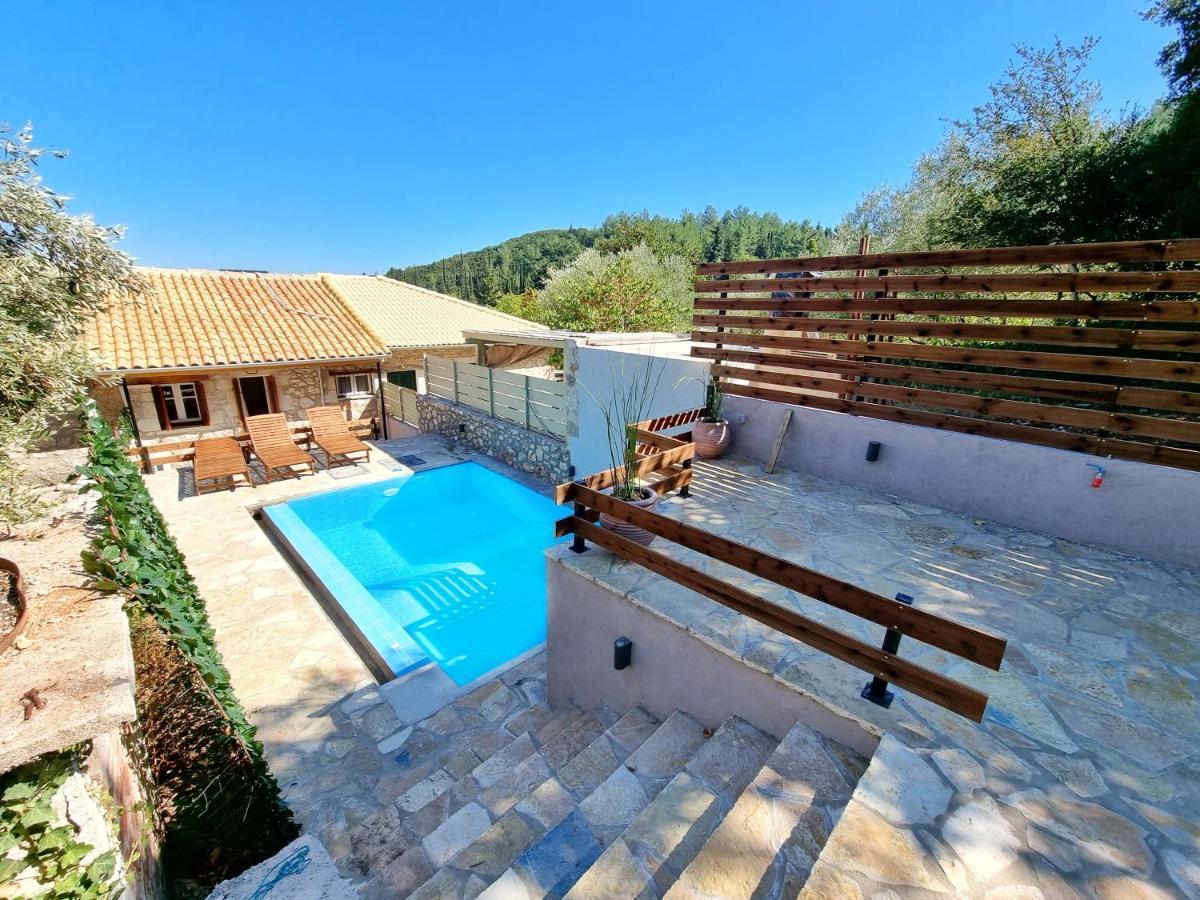 Villa Karya Boutique Mansion à Kariá Extérieur photo