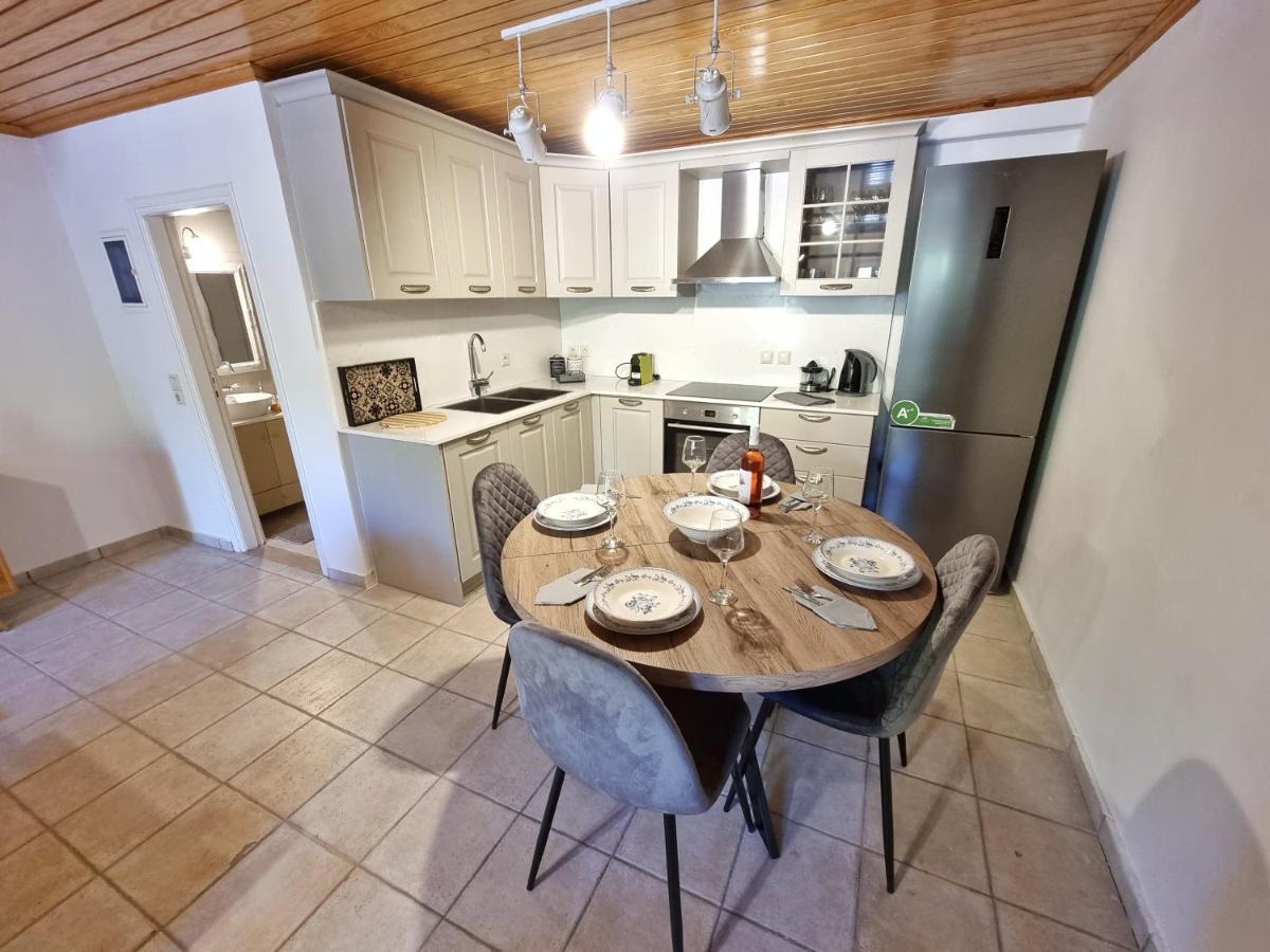 Villa Karya Boutique Mansion à Kariá Extérieur photo