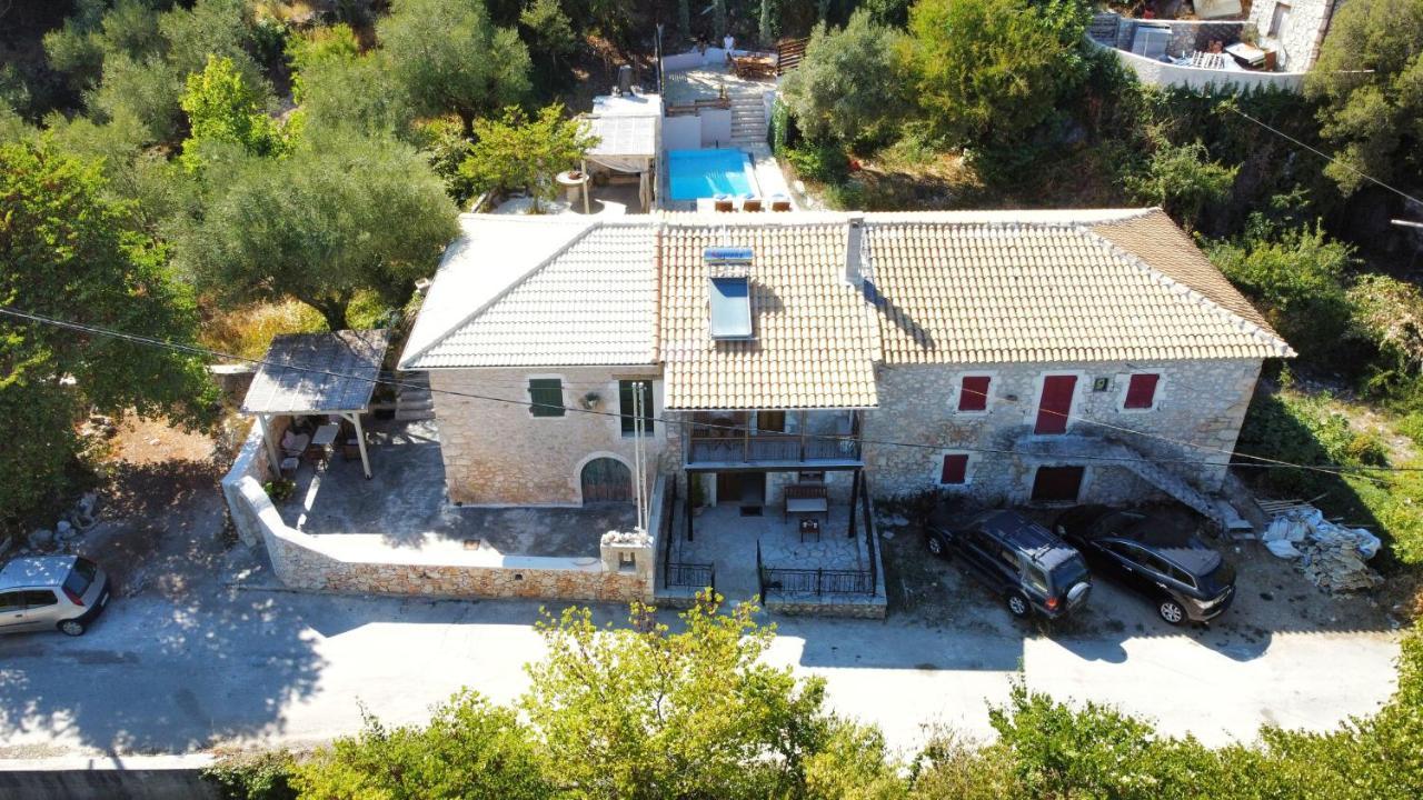 Villa Karya Boutique Mansion à Kariá Extérieur photo